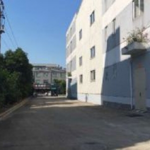 1500平标准厂房出租