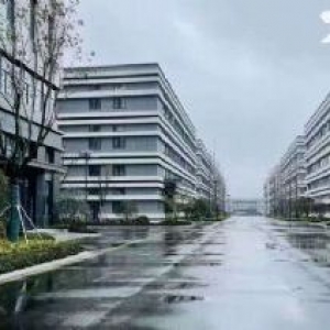 福清企业除外 独门独院 小三层 花园式全新标准工业厂房出售 