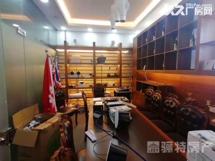 盘屿路（精装带设备）拎包办公 228平 地铁5号线旁