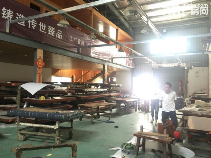 厂房专家L:钢构厂房650平出租 可进9.6米车 生活方便 不接受污染-图2