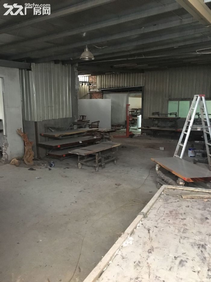 厂房专家L:钢构厂房650平出租 可进9.6米车 生活方便 不接受污染