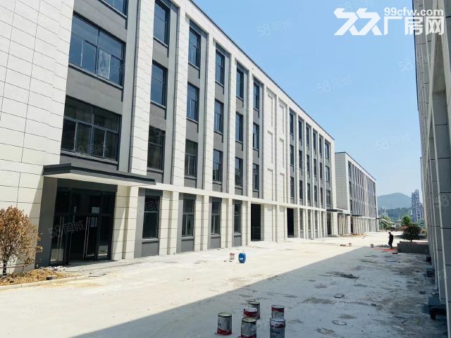 房东直租，非中介。顺时可以看房